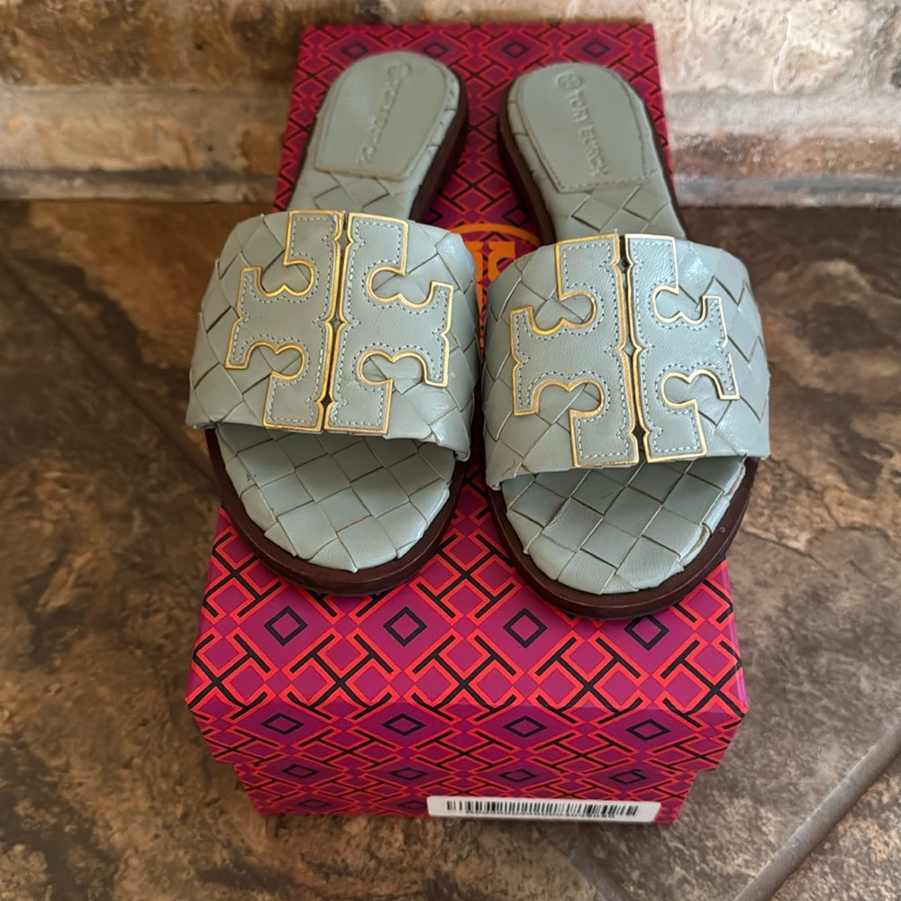 NIB Tory Burch Double T woven leather Slides blue sz 6